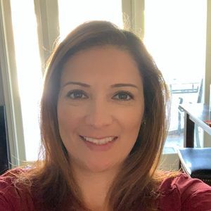 Meet your Posher, Monica